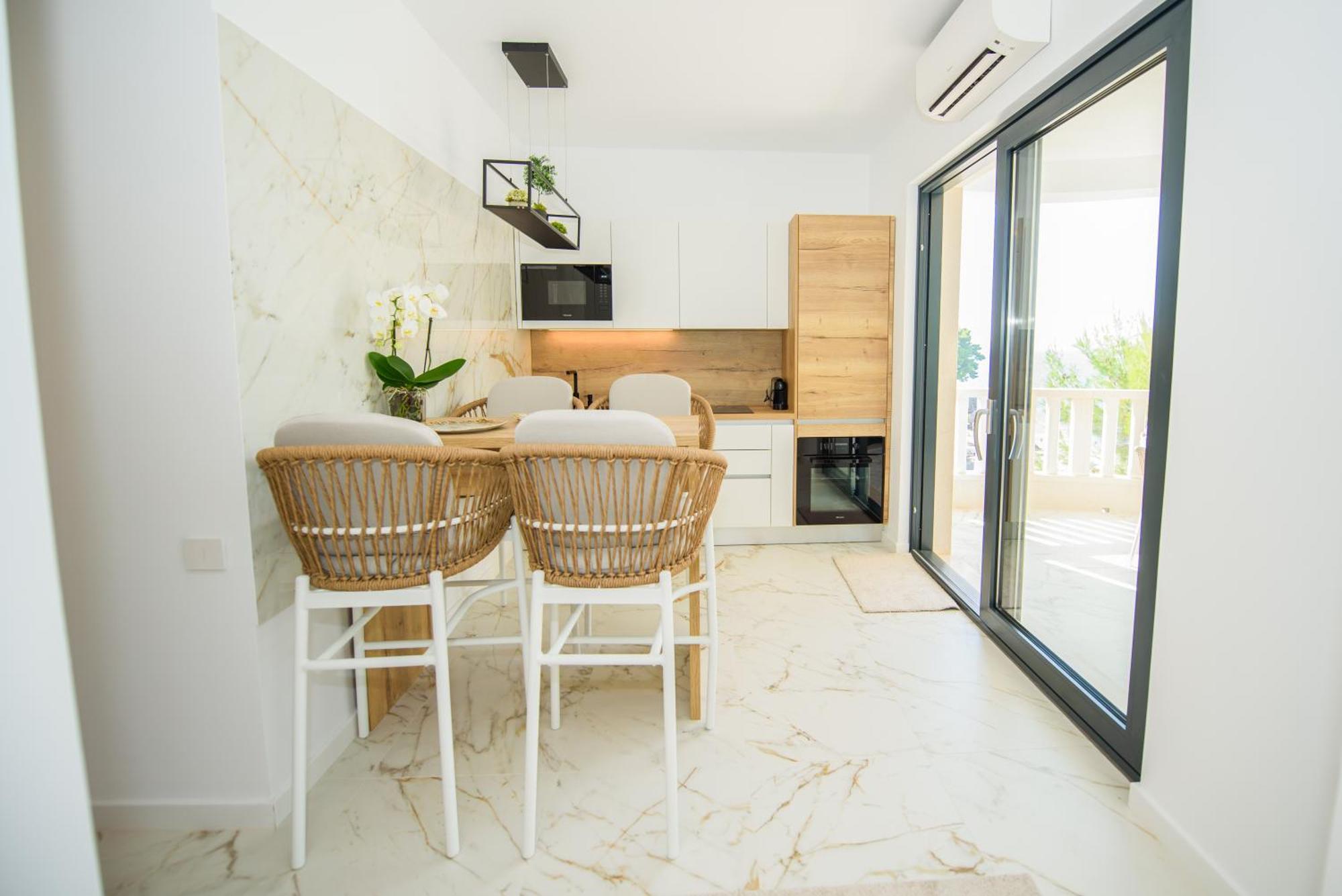אומיס More Medici Apartments מראה חיצוני תמונה