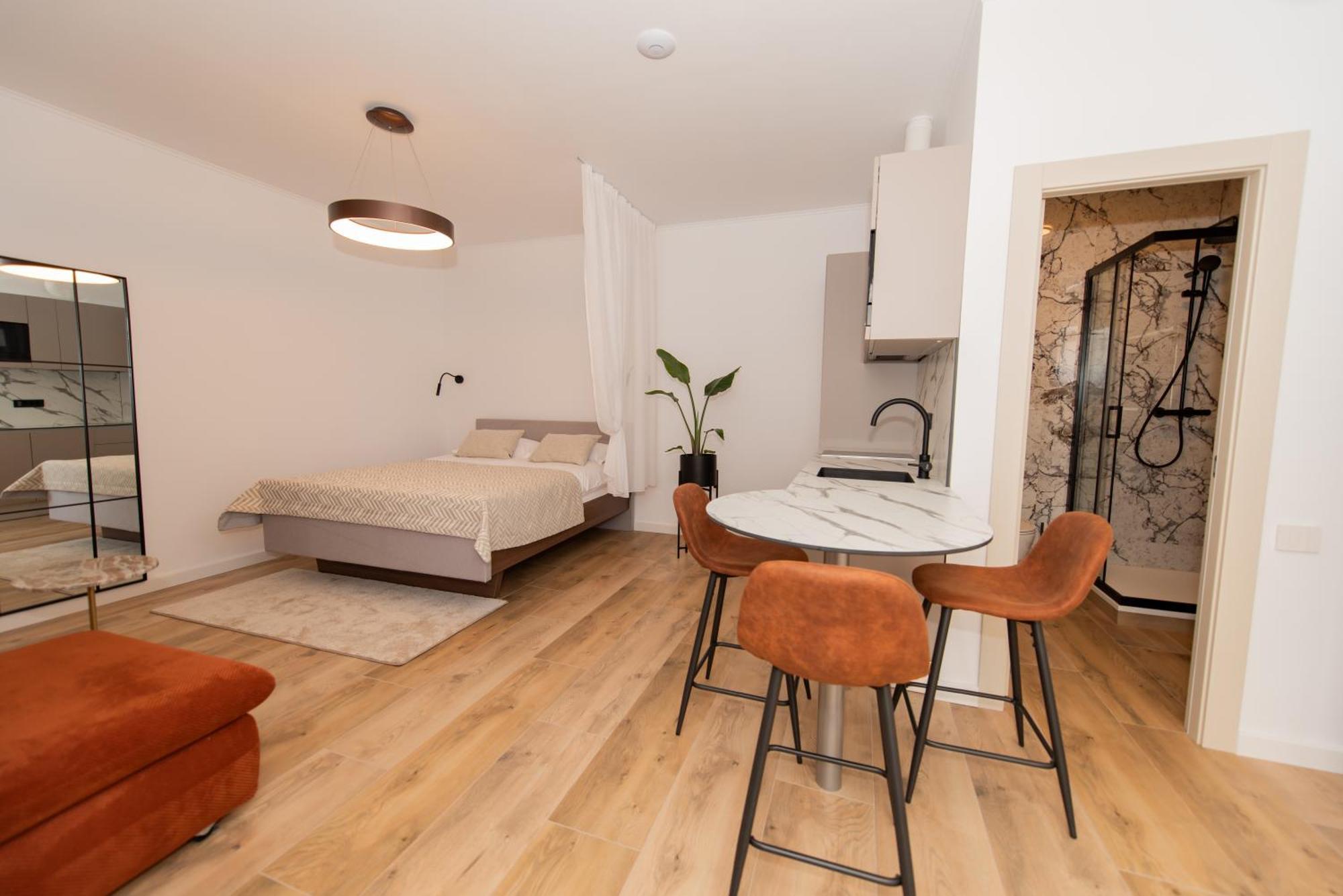 אומיס More Medici Apartments מראה חיצוני תמונה
