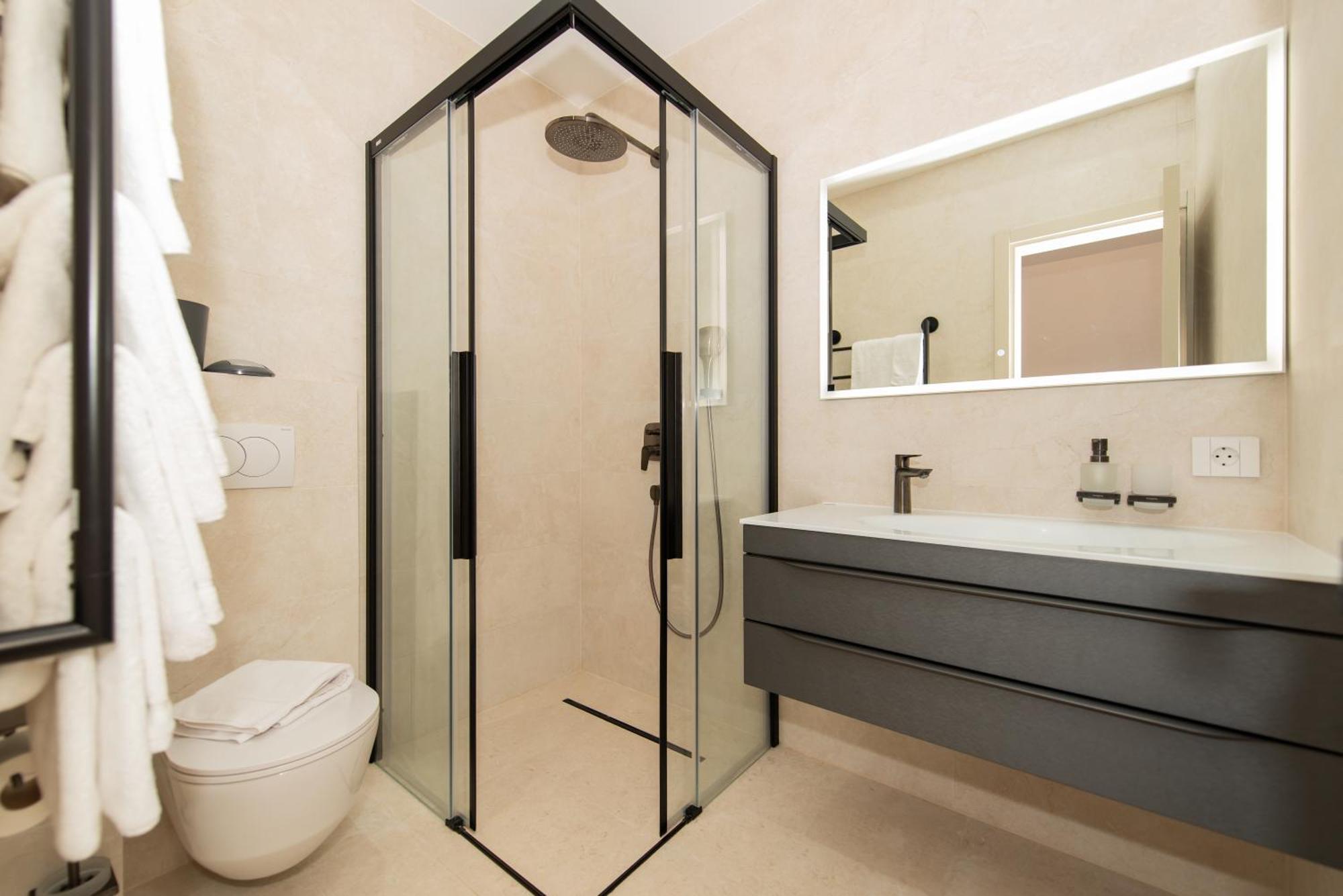 אומיס More Medici Apartments מראה חיצוני תמונה