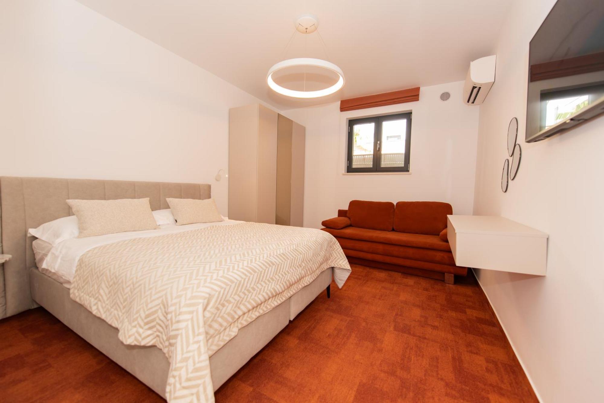 אומיס More Medici Apartments מראה חיצוני תמונה
